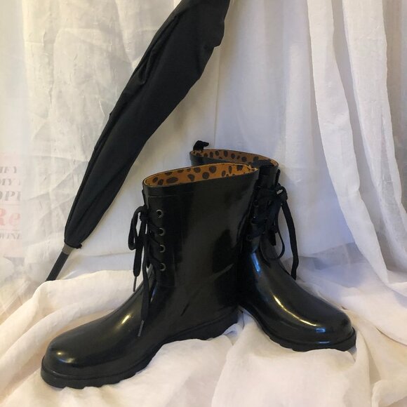 Women Black Mid-Calf Rubber Boots - Wellies - Picture 7 of 16